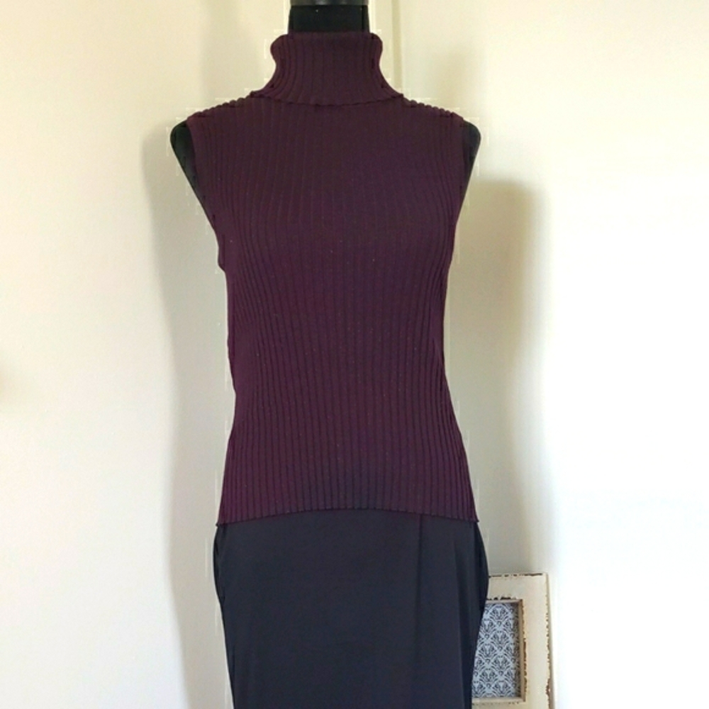 Apostrophe' Sleeveless Ribbed Sweater - Picture 5 of 8